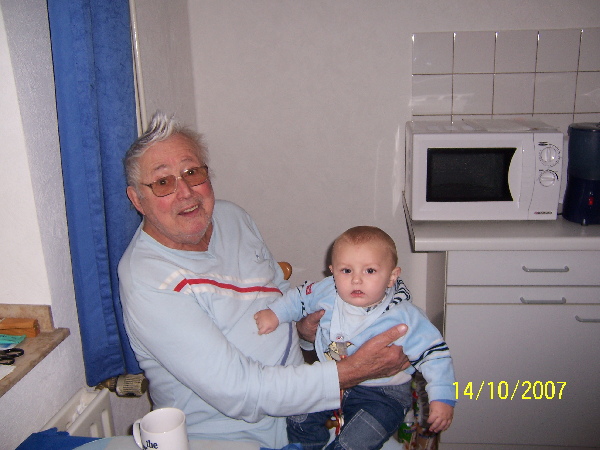 uropa jakob  mit seinem enkel erik thore